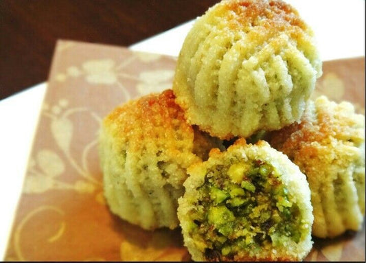Pistachio Maamoul Tray....معمول مد فستق