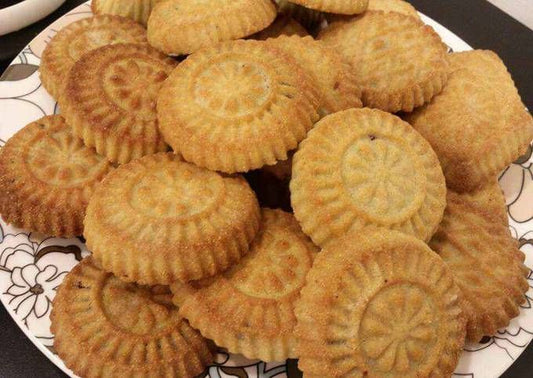 Stuffed Maamoul Tray....معمول مد