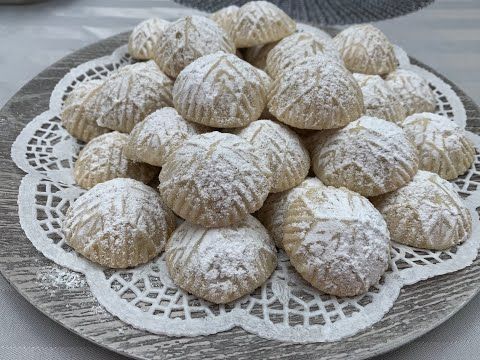 Walnut Maamoul Tray....معمول مد جوز